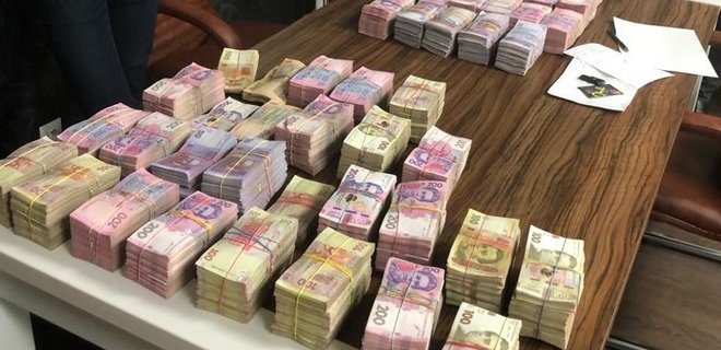 Полицейские раскрыли схему уклонения от уплаты налогов на 260 млн грн – Офис генпрокурора