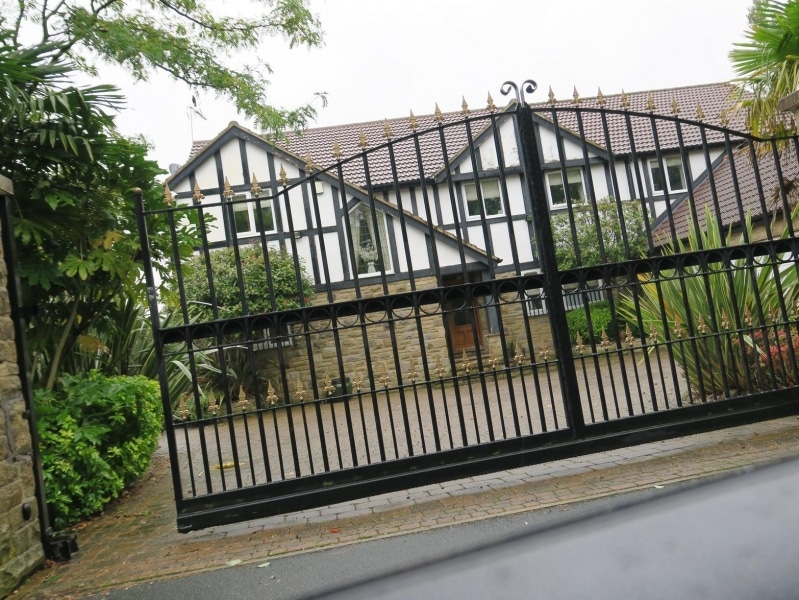 Великобритания изъяла у бизнесмена недвижимость на $13 млн по закону против «грязных денег»