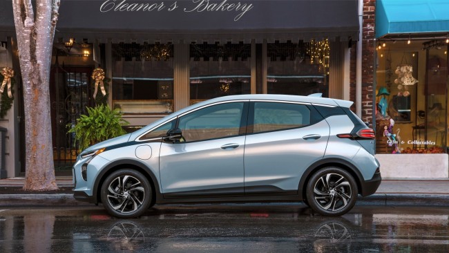 GM представила новый электромобиль Chevrolet Bolt EUV и менее дорогой Bolt EV