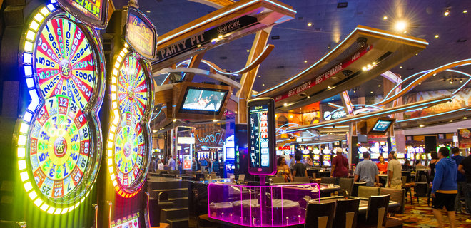 Комиссия по азартным играм выдала еще две лицензии на интернет-казино. Кто получил