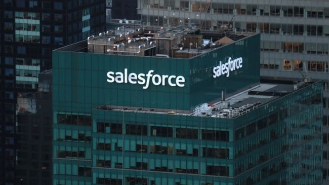 Четвертый квартал Salesforce был сильным, но прогноз годовой прибыли разочаровал