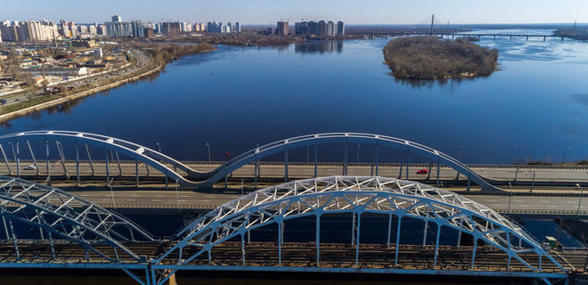 Мининфраструктуры объявило тендер на достройку Дарницкого моста в Киеве