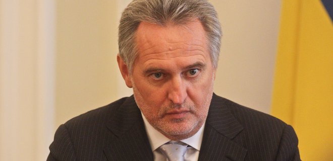 Зеленский ввел в действие санкции против Фирташа и Фукса