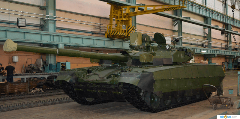 Завод им. Малышева выпустил танк "Оплот". Его покажут в Киеве на параде – фото